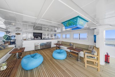 High Deck Bar